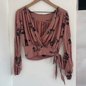Free People Blouse Top Womens Size M Long Sleeve Deep V Tie Wrap Black Floral